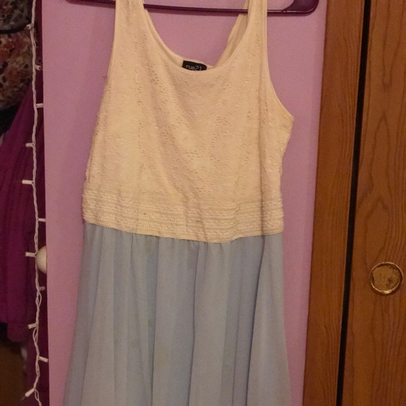 Spring Dress - Picture 1 of 1